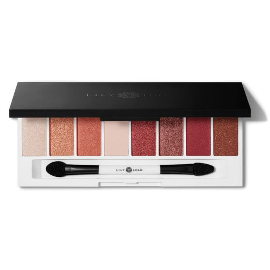 Lily Lolo On the Rocks Eye Palette: Vegan. Gluten Free. GMO Free. Cruelty Free. Inspired by the captivating colour of crystals and gemstones. 8 shades span soft neutrals, glow-infused orange hues, intense reds and pinks.