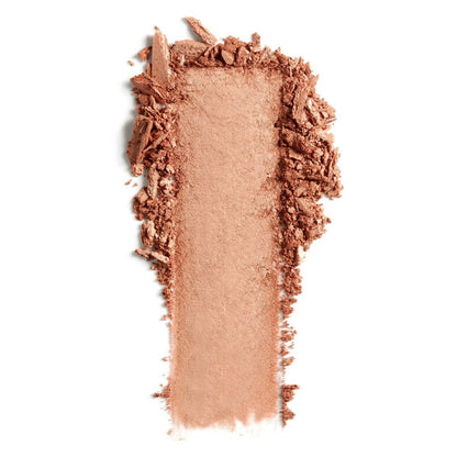 Lily Lolo Bronzed Illuminator. Vegan. Gluten Free. GMO Free. Cruelty Free. This illuminator is an ultra-soft light reflective powder that can be applied on the top of your cheekbones, shoulders and décolletage.