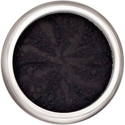 Lily Lolo Witchypoo Eyes: Vegan. Gluten Free. GMO Free. Cruelty Free.  A creamy matte black mineral eyeshadow, great for smoky eyes and also perfect as eyeliner - simply mix with water and apply with our eyeliner brush.  