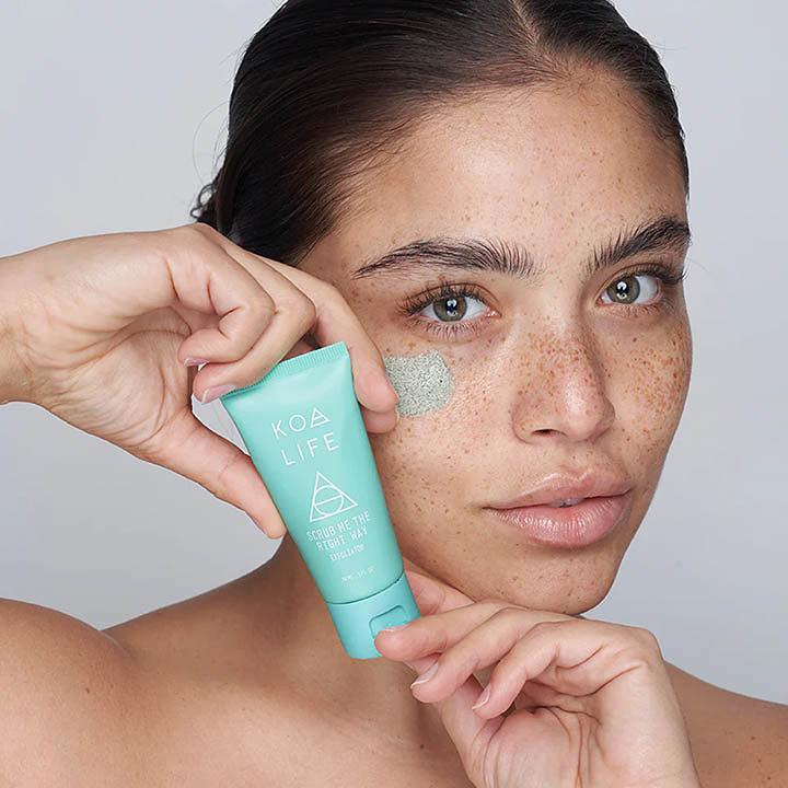 Koa Life Scrub Me the Right Way | Eucalyptus Exfoliator